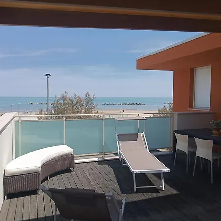 A Mare Апартаменты Сенигаллия